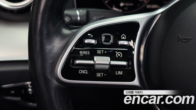 Mercedes-Benz E-Class 2019 — photo 20