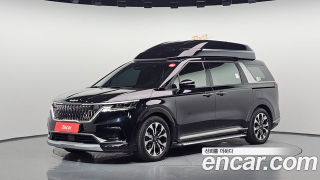 Kia Canival 2022 — photo 1