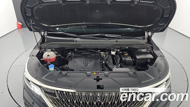 Kia Canival 2022 — photo 6