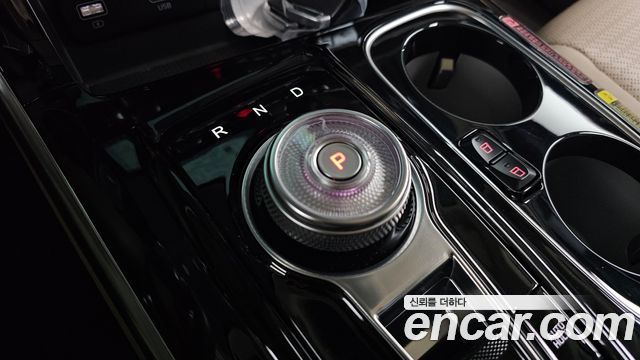 Kia Canival 2022 — photo 9