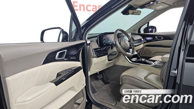 Kia Canival 2022 — photo 10