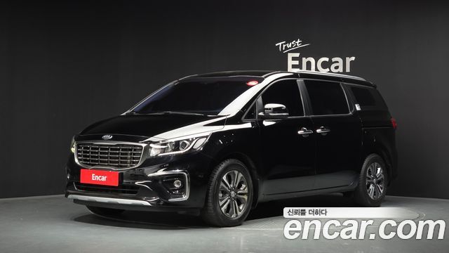 Kia Canival 2020 — photo 1