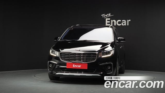 Kia Canival 2020 — photo 3