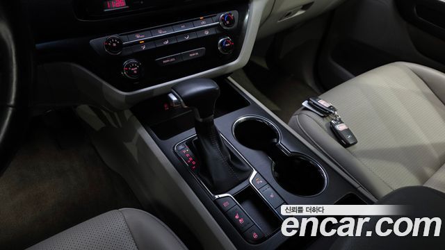 Kia Canival 2020 — photo 9