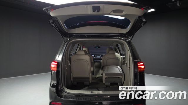 Kia Canival 2020 — photo 20