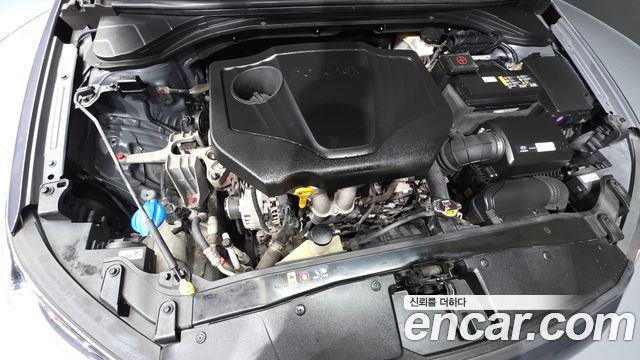 Hyundai AVANTE 2018 — photo 6