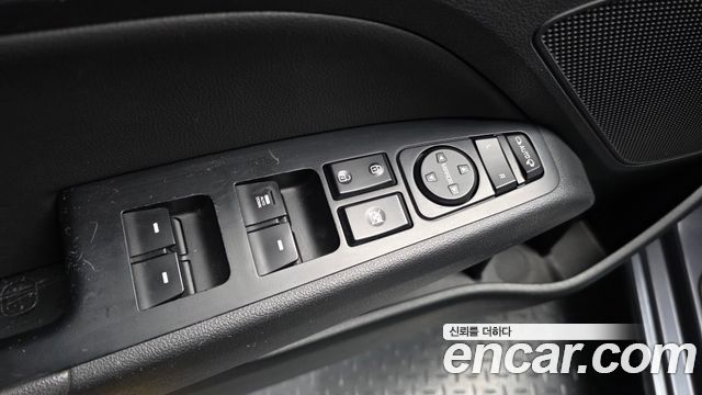 Hyundai AVANTE 2018 — photo 20