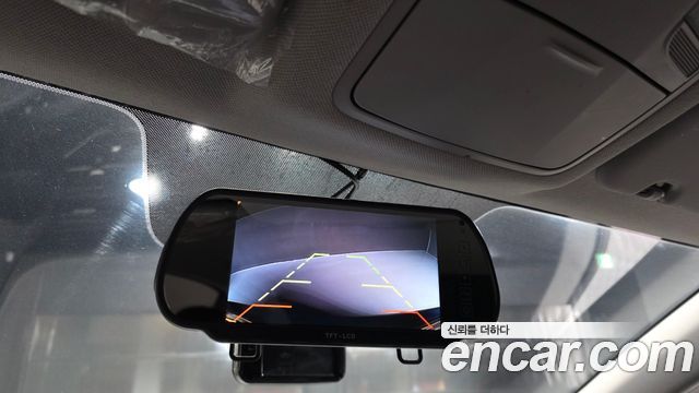 Hyundai AVANTE 2018 — photo 25