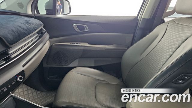 Kia Canival 2024 — photo 15