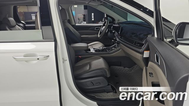 Kia Canival 2024 — photo 16