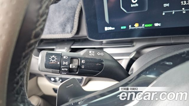 Kia Canival 2024 — photo 32
