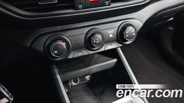 Kia K3 2023 — photo 24