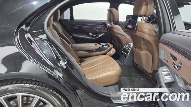 Mercedes-Benz S-Class 2018 — photo 17