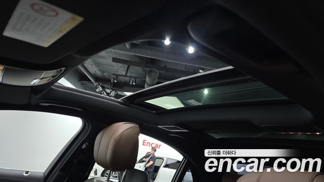 Mercedes-Benz S-Class 2018 — photo 24