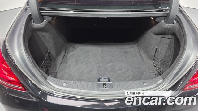 Mercedes-Benz S-Class 2018 — photo 26
