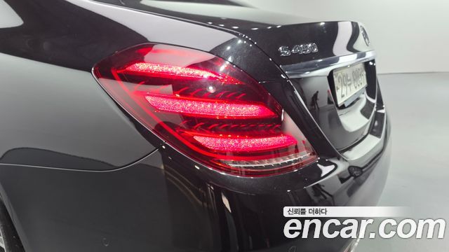 Mercedes-Benz S-Class 2018 — photo 9