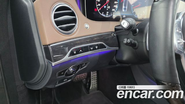 Mercedes-Benz S-Class 2018 — photo 28