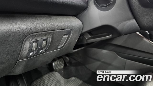 Renault Korea SM6 2017 — photo 17