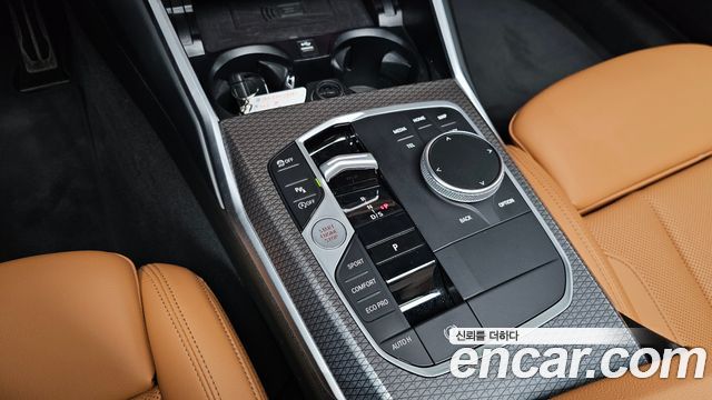 BMW 3-Series 2023 — photo 12