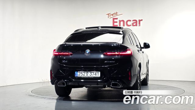 BMW X4 2023 — photo 4