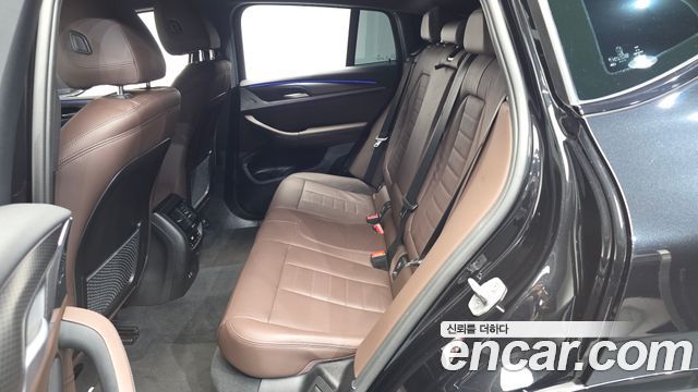 BMW X4 2023 — photo 17