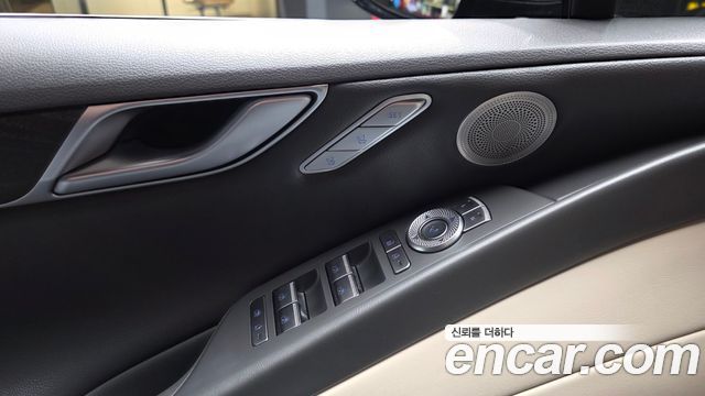 Genesis G80 2021 — photo 31