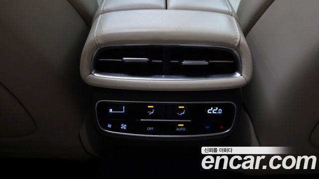 Genesis G80 2021 — photo 33