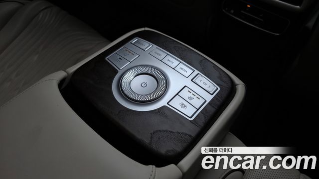 Genesis G80 2021 — photo 34