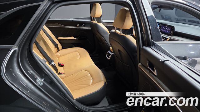 Kia K5 2021 — photo 11