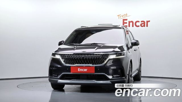 Kia Canival 2021 — photo 3