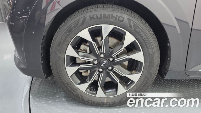 Kia Canival 2021 — photo 5