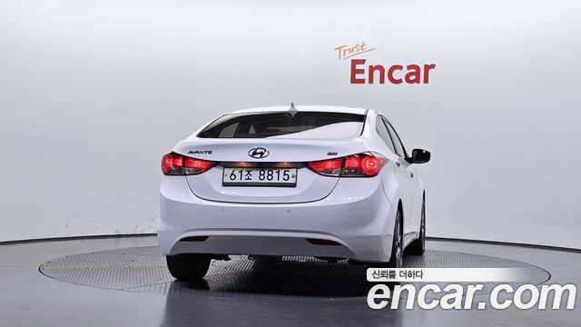 Hyundai AVANTE 2014 — photo 4