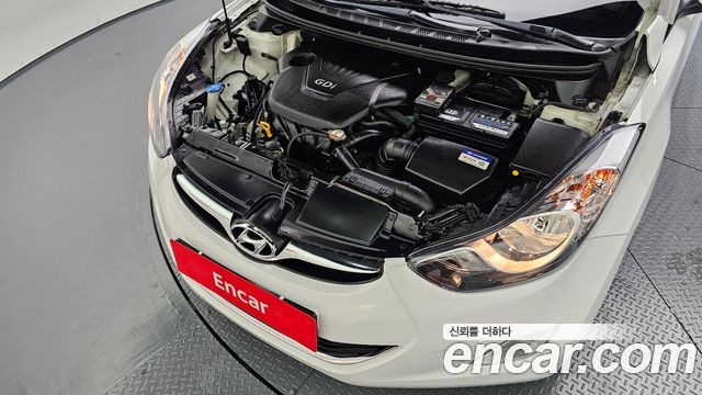 Hyundai AVANTE 2014 — photo 6