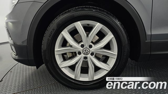 Volkswagen Tiguan 2020 — photo 5