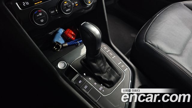 Volkswagen Tiguan 2020 — photo 12