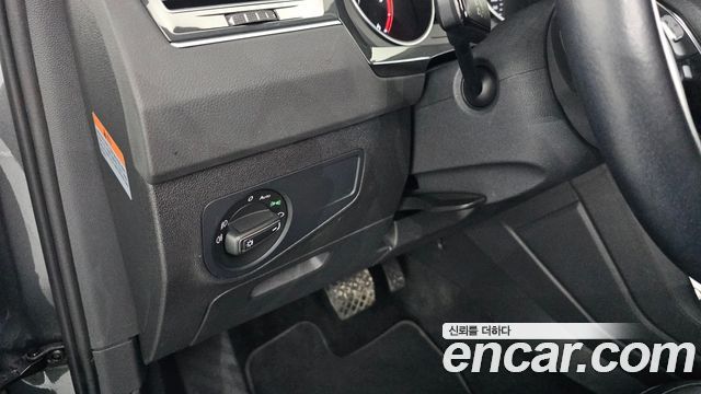 Volkswagen Tiguan 2020 — photo 28