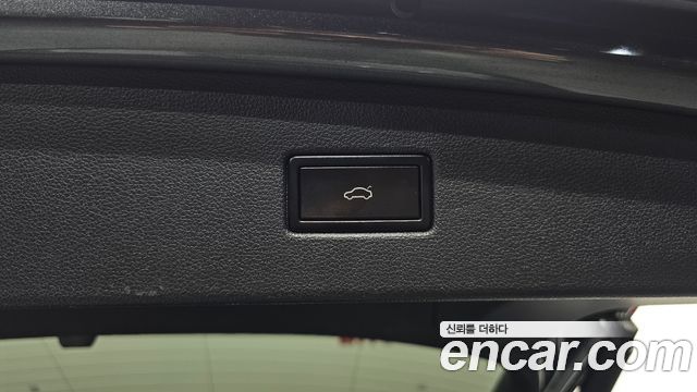 Volkswagen Tiguan 2020 — photo 33
