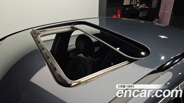 Mercedes-Benz C-Class 2016 — photo 19