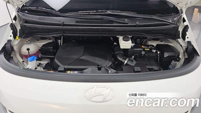 Hyundai Staria 2025 — photo 6