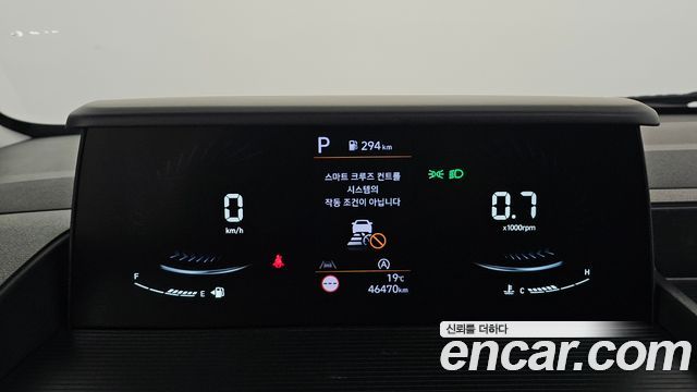 Hyundai Staria 2025 — photo 11