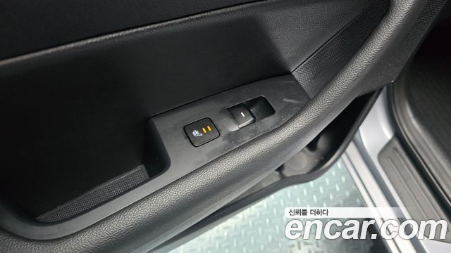 Hyundai Sonata 2016 — photo 25