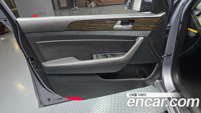 Hyundai Sonata 2016 — photo 14