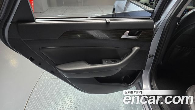 Hyundai Sonata 2016 — photo 15