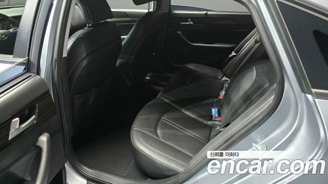 Hyundai Sonata 2016 — photo 16