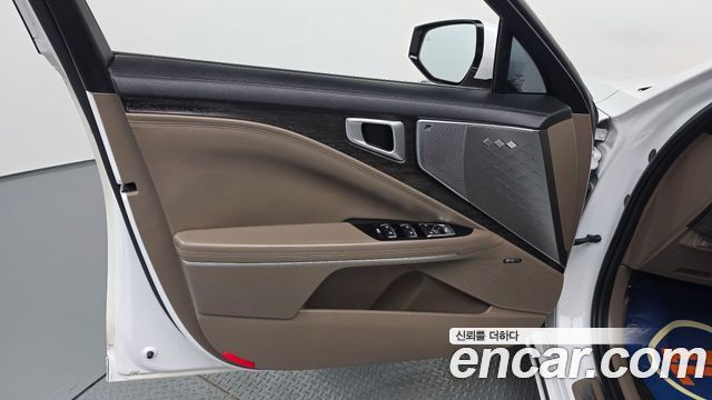Kia K8 2022 — photo 14