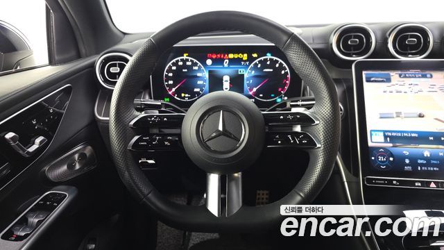 Mercedes-Benz GLC-Class 2024 — photo 13