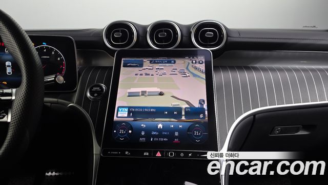 Mercedes-Benz GLC-Class 2024 — photo 14