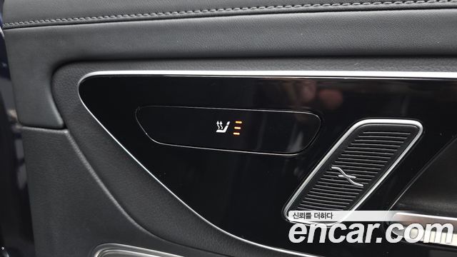 Mercedes-Benz GLC-Class 2024 — photo 18