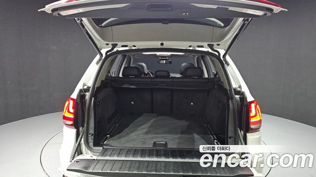 BMW X5 2017 — photo 20