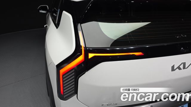 Kia EV3 2025 — photo 9